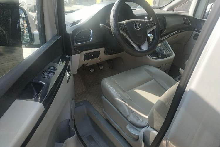 Used JAC Refine M5 2014 1.9T Diesel Manual Business Edition Driver Seat