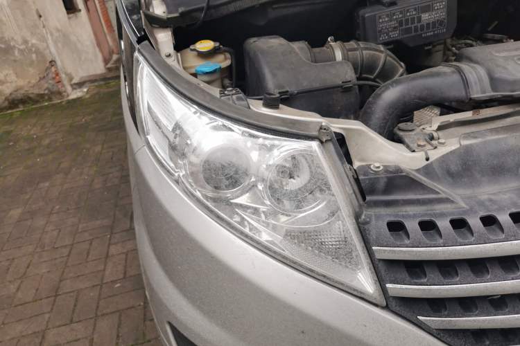 Used JAC Refine M5 2014 1.9T Diesel Manual Business Edition Right Front Headlight