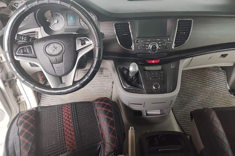 Used JAC Refine M5 2014 1.9T Diesel Manual Business Edition Center Console