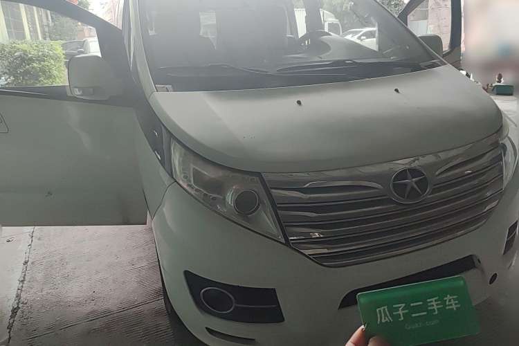 Used JAC Refine M5 2014 1.9T Diesel Manual Business Edition Front Right 45 Deg