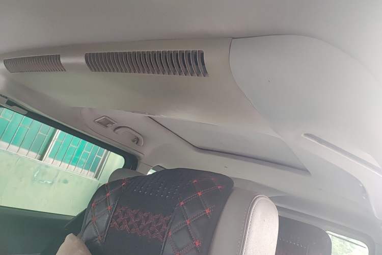 Used JAC Refine M5 2014 1.9T Diesel Manual Business Edition Headliner