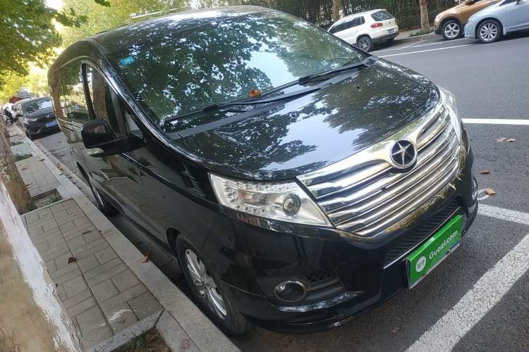 Used JAC Refine M5 2016 2.0T Gasoline Automatic Business Edition Front Right 45 Deg