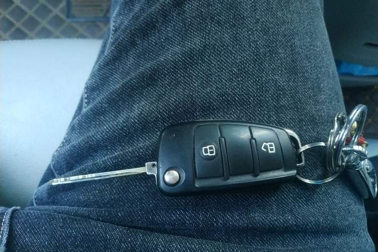 Used JAC Refine M5 2016 2.0T Gasoline Automatic Business Edition Vehicle Key