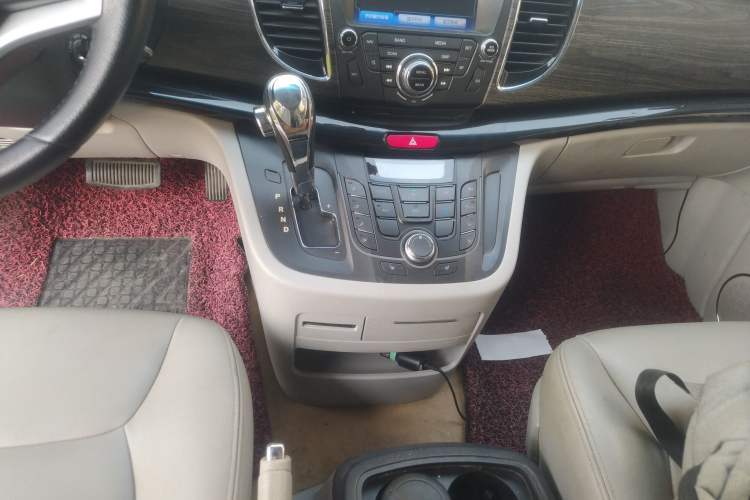 Used JAC Refine M5 2016 2.0T Gasoline Automatic Business Edition Gear Lever