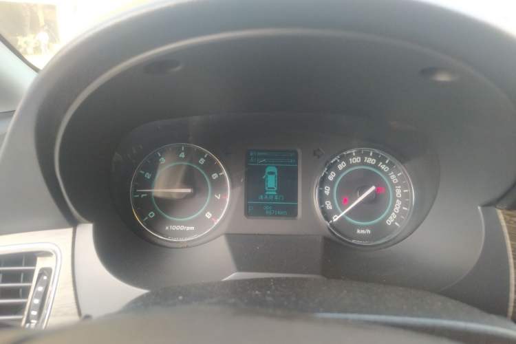 Used JAC Refine M5 2016 2.0T Gasoline Automatic Business Edition Instrument Cluster
