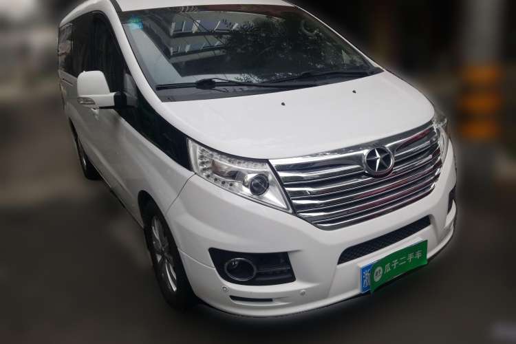 Used JAC Refine M5 2016 2.0T Gasoline Automatic Business Edition Front Right 45 Deg