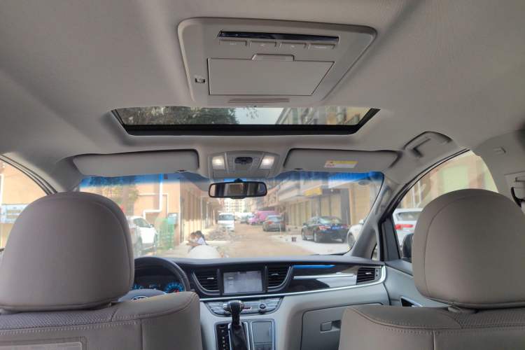 Used JAC Refine M6 2018 2.0T Prestige Version Headliner