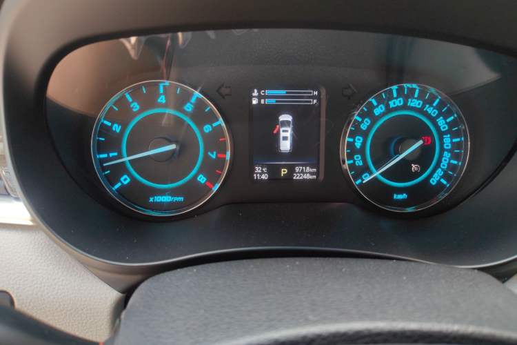 Used JAC Refine M6 2018 2.0T Prestige Version Instrument Cluster