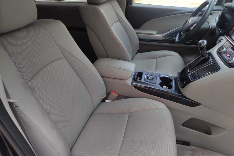Used JAC Refine M6 2018 2.0T Prestige Version Right Front Seat