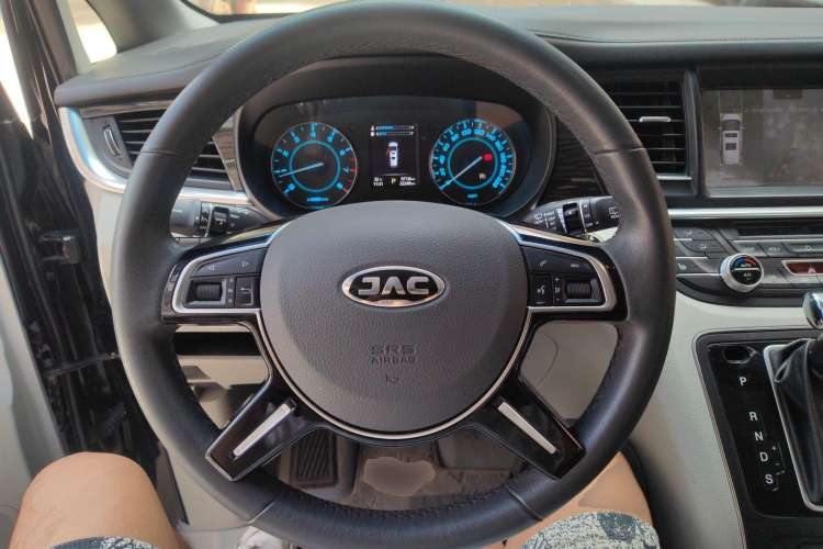 Used JAC Refine M6 2018 2.0T Prestige Version Steering Wheel