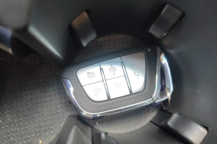 Used JAC Refine M6 2018 2.0T Prestige Version Vehicle Key