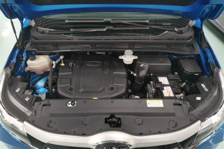Used JAC Refine R3 2018 1.6L CVT Luxury Smart Model Engine Bay