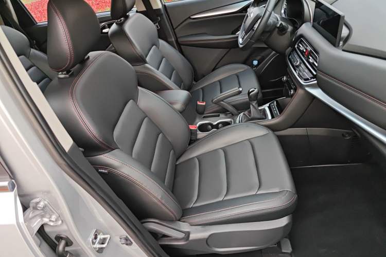 Used JAC Refine R3 2018 1.6L Manual Luxury Smart Model Right Front Seat