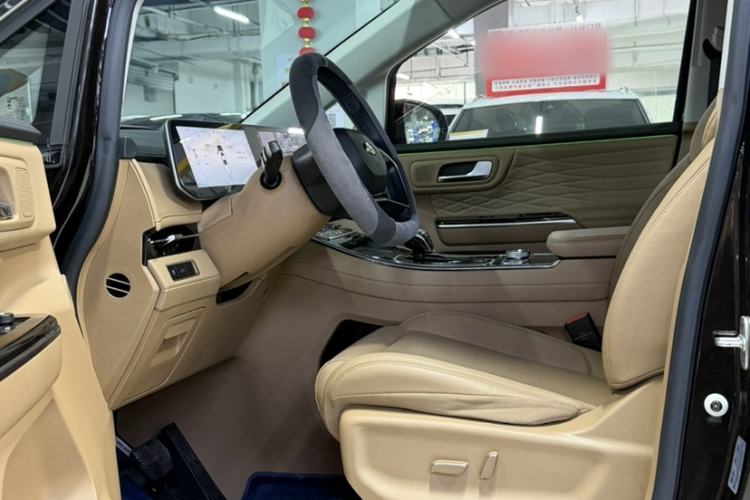 Used JAC Refine RF8 2024 Zhiling Edition 2.0T Flagship Model Left Front Seat