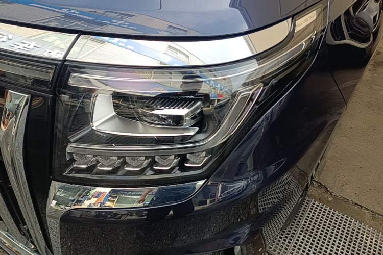 Used JAC Refine RF8 2024 Zhiling Edition 2.0T Prestige Model Left Front Headlight