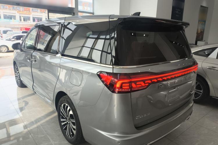 Used JAC Refine RF8 2024 Zhiling Edition 2.0T Flagship Model Rear Left 45 Deg