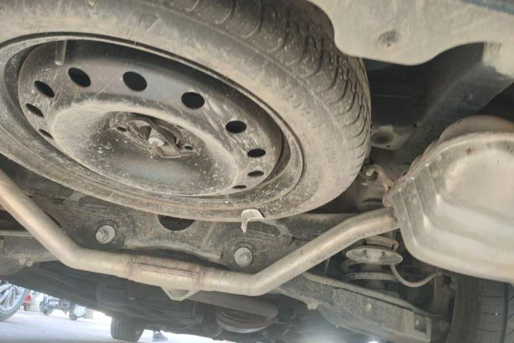 Used JAC Refine RF8 2024 Zhiling Edition 2.0T Prestige Model Chassis Rear