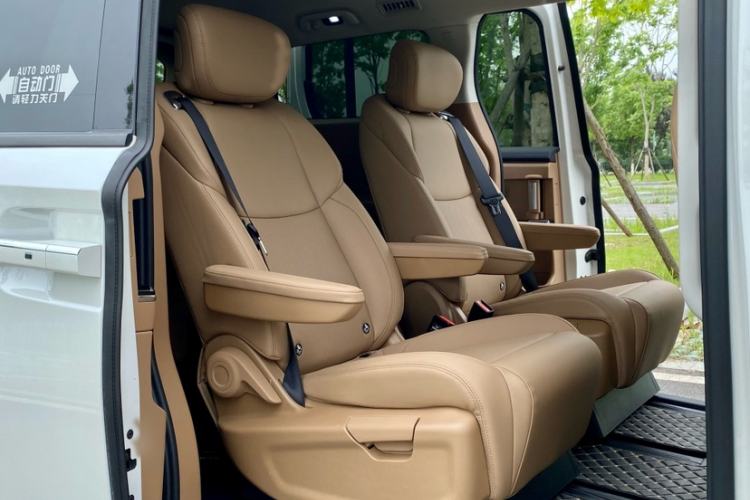 Used JAC Refine RF8 2024 Zhiling Edition 2.0T Prestige Model Interior 3