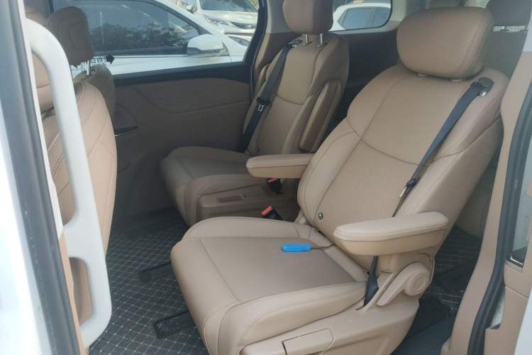 Used JAC Refine RF8 2024 Zhiling Edition 2.0T Prestige Model Left Rear Seat