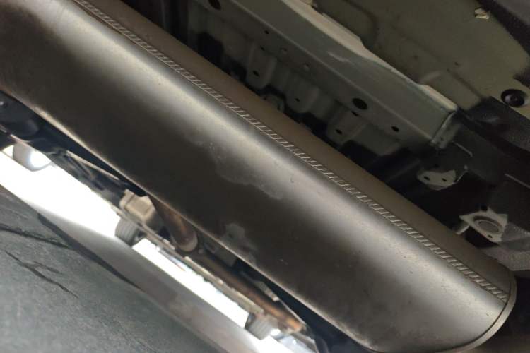 Used JAC Refine RF8 PHEV 2024 Hongmeng Edition 1.5T 150KM Flagship Model – Lithium Iron Phosphate Chassis Rear