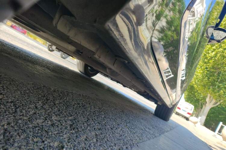 Used JAC Refine RF8 PHEV 2024 Zhiling Edition 1.5T 150KM Prestige Model – Lithium Iron Phosphate Chassis Rear Right