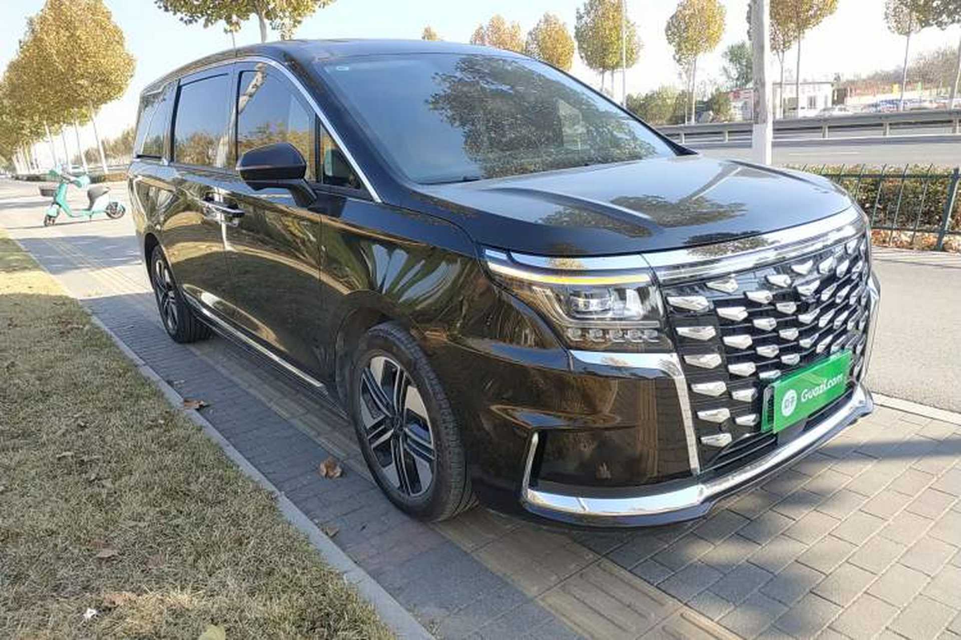 Used JAC Refine RF8 PHEV 2024 Zhiling Edition 1.5T 150KM Glory Model Lithium Iron Phosphate Exterior 2