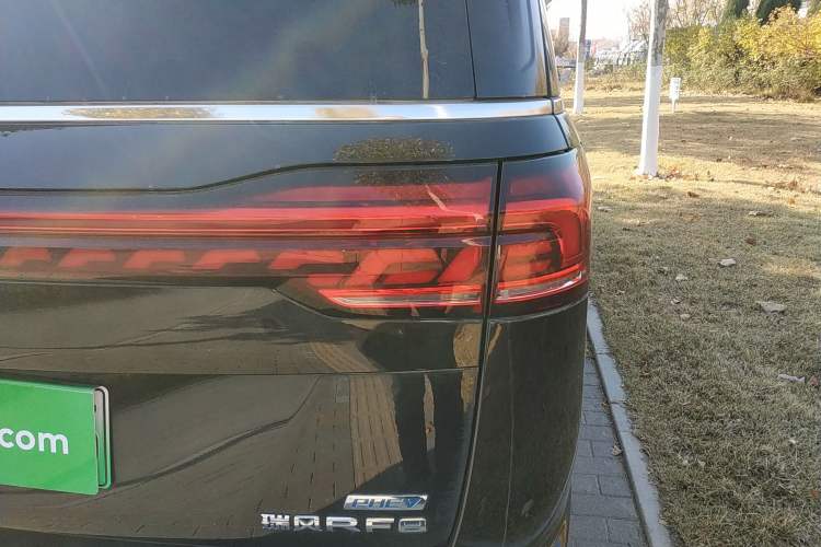Used JAC Refine RF8 PHEV 2024 Zhiling Edition 1.5T 150KM Glory Model Lithium Iron Phosphate Exterior 6