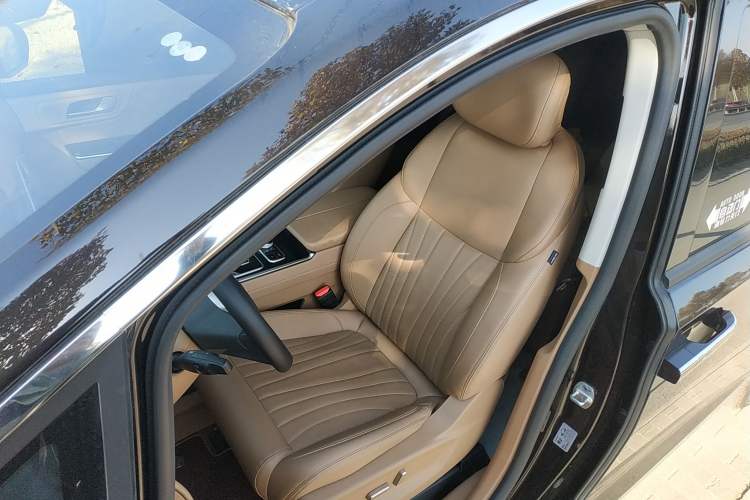 Used JAC Refine RF8 PHEV 2024 Zhiling Edition 1.5T 150KM Glory Model Lithium Iron Phosphate Left Front Seat