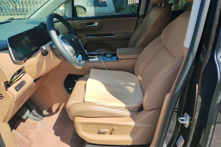 Used JAC Refine RF8 PHEV 2024 Zhiling Edition 1.5T 150KM Prestige Model – Lithium Iron Phosphate Left Front Seat