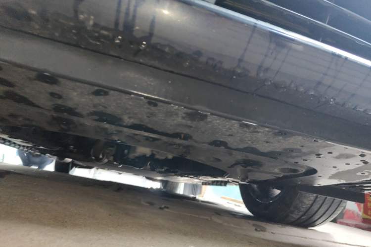 Used JAC Refine RF8 PHEV 2024 Zhiling Edition 1.5T 150KM Flagship Model – Lithium Iron Phosphate Chassis Front