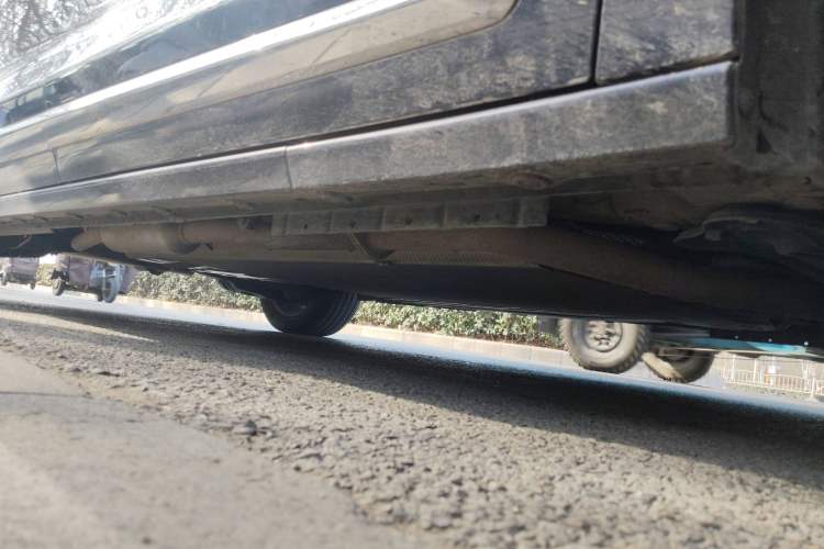 Used JAC Refine RF8 PHEV 2024 Zhiling Edition 1.5T 150KM Flagship Model – Lithium Iron Phosphate Chassis Front Right