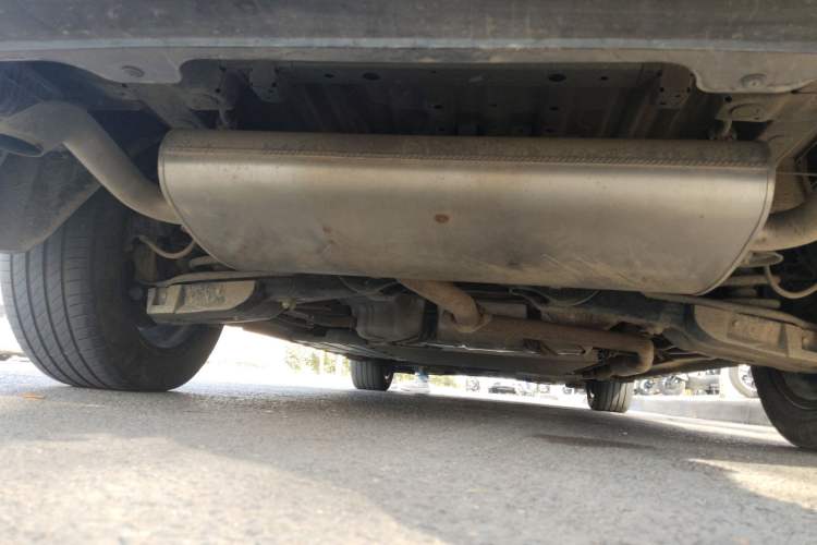 Used JAC Refine RF8 PHEV 2024 Zhiling Edition 1.5T 150KM Flagship Model – Lithium Iron Phosphate Chassis Rear