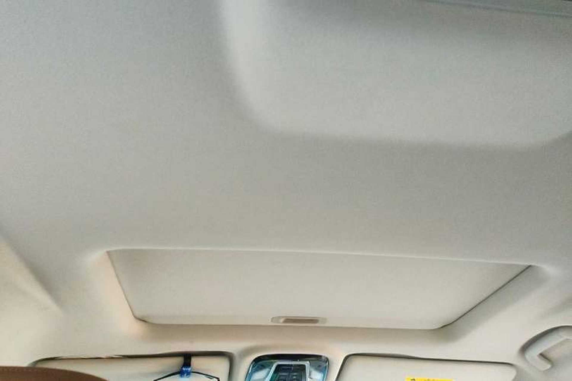 Used JAC Refine RF8 PHEV 2024 Zhiling Edition 1.5T 150KM Prestige Model – Lithium Iron Phosphate Headliner