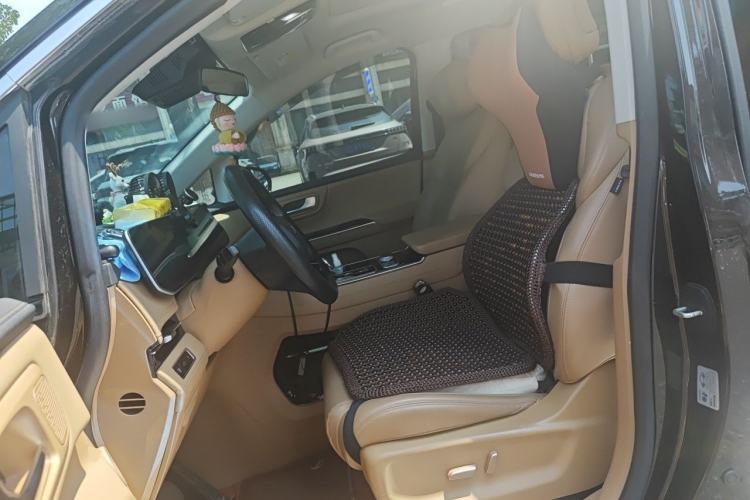 Used JAC Refine RF8 PHEV 2024 Zhiling Edition 1.5T 150KM Flagship Model – Lithium Iron Phosphate Left Front Seat