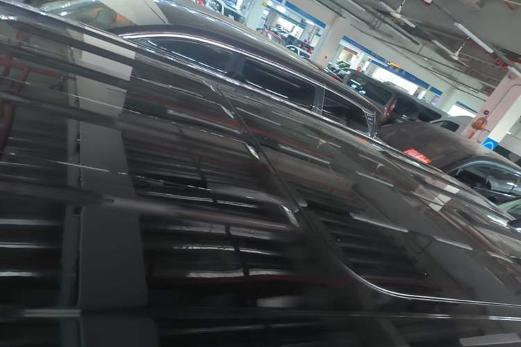 Used JAC Refine RF8 PHEV 2024 Zhiling Edition 1.5T 150KM Flagship Model – Lithium Iron Phosphate Roof