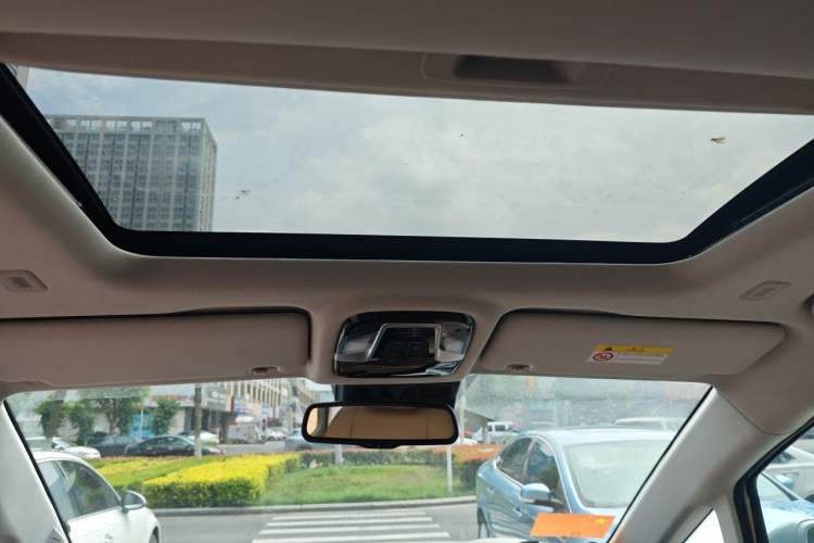 Used JAC Refine RF8 PHEV 2024 Hongmeng Edition 1.5T 150KM Flagship Model – Lithium Iron Phosphate Headliner