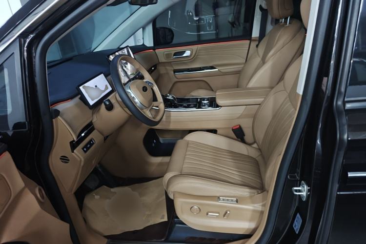 Used JAC Refine RF8 PHEV 2024 Hongmeng Edition 1.5T 150KM Flagship Model – Lithium Iron Phosphate Left Front Seat