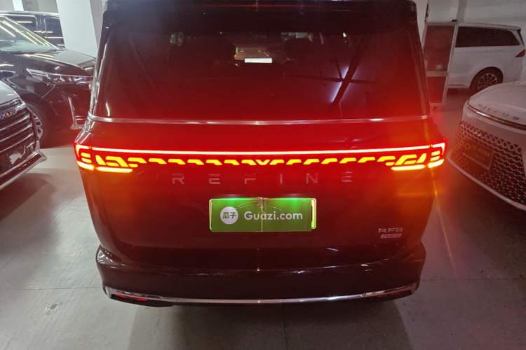 Used JAC Refine RF8 PHEV 2024 Hongmeng Edition 1.5T 150KM Flagship Model – Lithium Iron Phosphate Rear