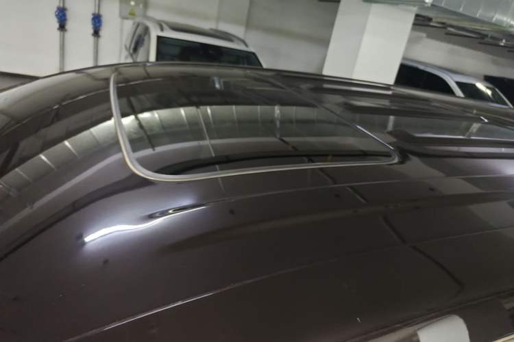 Used JAC Refine RF8 PHEV 2024 Hongmeng Edition 1.5T 150KM Flagship Model – Lithium Iron Phosphate Roof