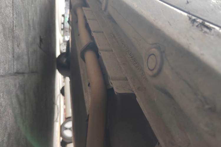 Used JAC Refine RF8 PHEV 2024 Zhiling Edition 1.5T 150KM Flagship Model – Lithium Iron Phosphate Chassis Front Right