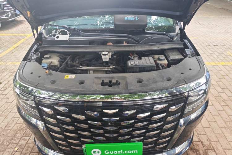 Used JAC Refine RF8 PHEV 2024 Zhiling Edition 1.5T 150KM Flagship Model – Lithium Iron Phosphate Engine Bay