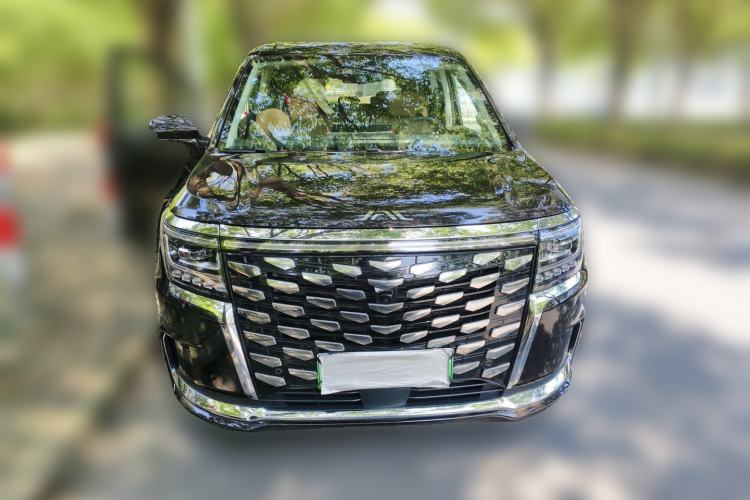 Used JAC Refine RF8 PHEV 2024 Hongmeng Edition 1.5T 150KM Flagship Model – Lithium Iron Phosphate Front