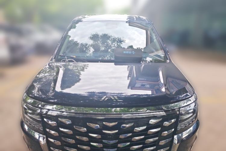 Used JAC Refine RF8 PHEV 2024 Zhiling Edition 1.5T 150KM Flagship Model – Lithium Iron Phosphate Front