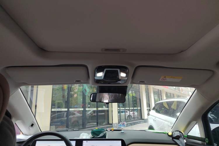 Used JAC Refine RF8 PHEV 2024 Zhiling Edition 1.5T 150KM Flagship Model – Lithium Iron Phosphate Headliner