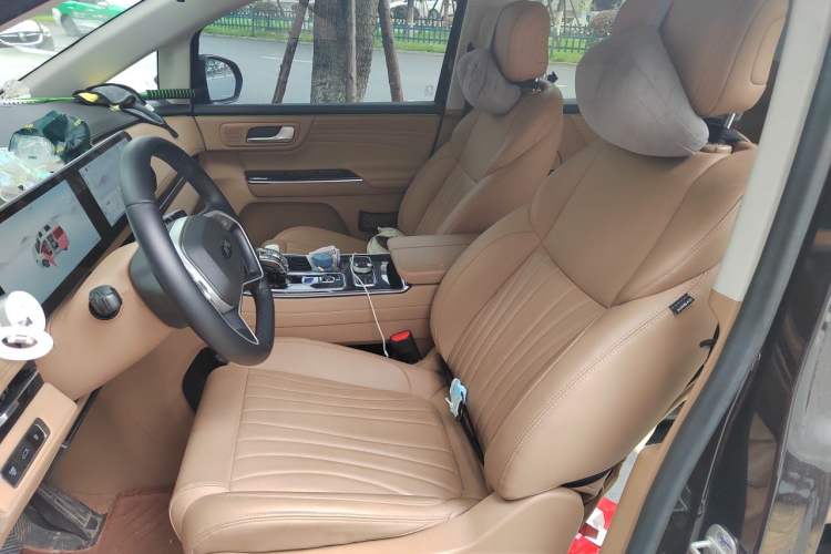 Used JAC Refine RF8 PHEV 2024 Zhiling Edition 1.5T 150KM Flagship Model – Lithium Iron Phosphate Left Front Seat