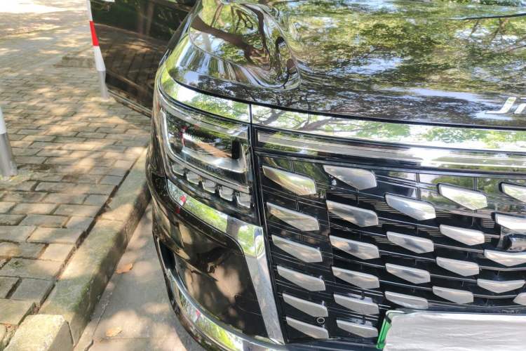Used JAC Refine RF8 PHEV 2024 Hongmeng Edition 1.5T 150KM Flagship Model – Lithium Iron Phosphate Right Front Headlight