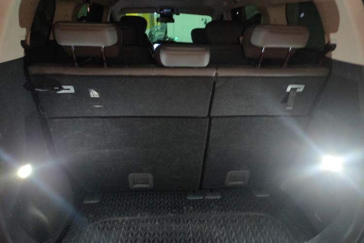 Used JAC Refine RF8 PHEV 2024 Zhiling Edition 1.5T 150KM Glory Model Lithium Iron Phosphate Trunk