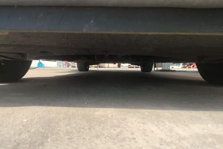 Used JAC Refine RF8 PHEV 2024 Zhiling Edition 1.5T 150KM Flagship Model – Lithium Iron Phosphate Chassis Front