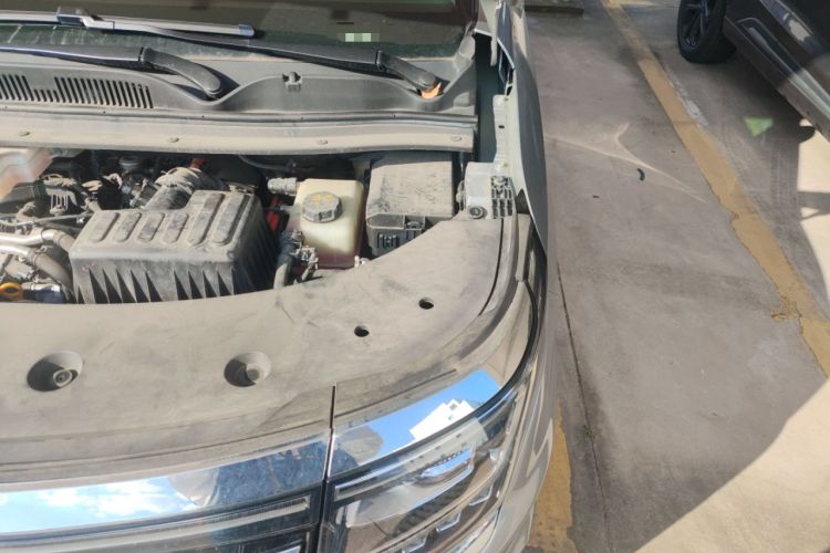 Used JAC Refine RF8 PHEV 2024 Zhiling Edition 1.5T 150KM Flagship Model – Lithium Iron Phosphate Engine Bay Left