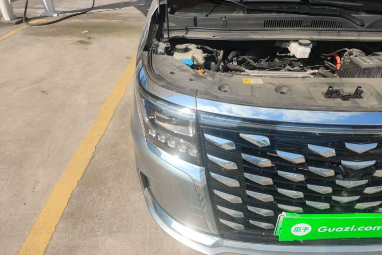 Used JAC Refine RF8 PHEV 2024 Zhiling Edition 1.5T 150KM Flagship Model – Lithium Iron Phosphate Engine Bay Right